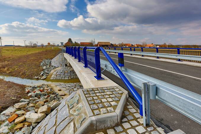 Obnova mostu Drahoš