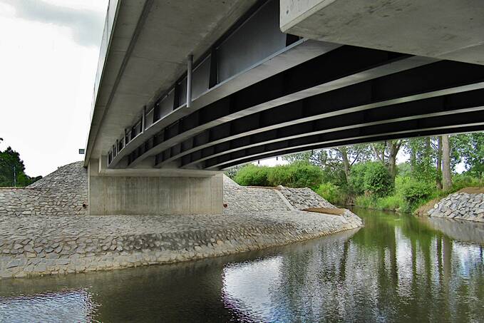 Rekonstrukce mostu Úhřetická Lhota